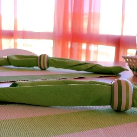 شقة فندقية Apartcomplex Perla 2*