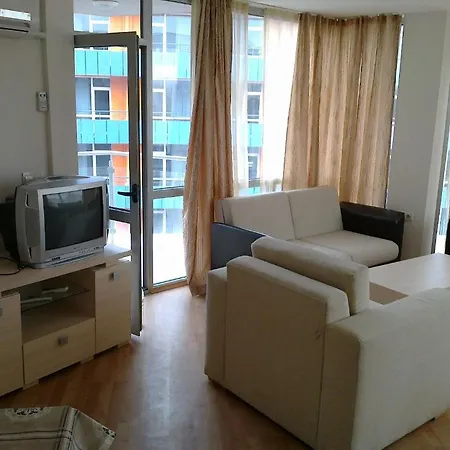 Apartcomplex Perla ساني بيتش